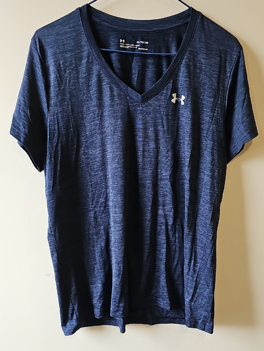 Under Armour XL Blue Loose Fit Heatgear Performance Short Sleeve V-Neck Tee